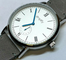 Load image into Gallery viewer, Simplify Men 30m Small Second Silver Leather Analog Quartz Watch Hour~New Batter