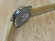 Load image into Gallery viewer, VTG Holly Hobbie By Bradley Swiss Lady Gold Tone Hand-Wind Mechanical Watch Hour