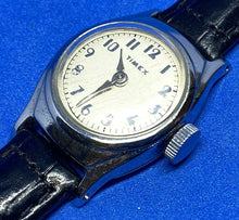 Load image into Gallery viewer, Nice Early Vintage Timex Lady Silver Leather Hand-Wind Mechanical Watch Hours