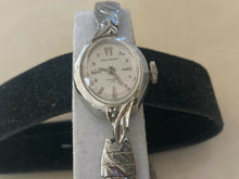 Load image into Gallery viewer, Vintage Waltham Lady 17J Genuine Diamonds Swiss Hand-Wind Mechanical Watch Hours