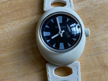 Load image into Gallery viewer, Vintage Lucerne Men Bubble High Dome White Swiss Hand-Wind Mechanical Watch Hour