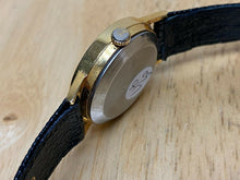 Load image into Gallery viewer, Vintage Unbranded Mens Classic Gold Tone Black Hand-Wind Mechanical Watch Hours