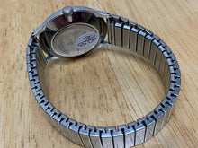 Load image into Gallery viewer, Vintage Timex Super-Thin Mens Silver Stretch Hand Winding Mechanical Watch Hours