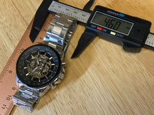 Load image into Gallery viewer, Unused Winner Mens Skeleton Silver Black Stylish Self-Wind Automatic Watch Hours