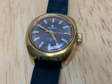 Load image into Gallery viewer, Vintage Pronto Lady 17 Jewels Gold Tone Leather Hand-Wind Mechanical Watch Hours