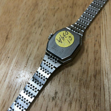 Load image into Gallery viewer, Vintage Baylor Swiss Lady 17J Silver Barrel Hand-Winding Mechanical Watch Hours
