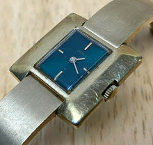 Load image into Gallery viewer, VTG Seiko 11-3479 Lady 17 Jewels Gold Tone Green Hand-Wind Mechanical Watch Hour