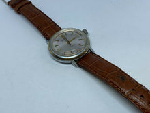 Load image into Gallery viewer, Vintage BOCTOK CCCP Russia Men 17 Jewels Silver Leather Hand-Winding Watch Hours
