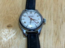 Load image into Gallery viewer, Vintage LA Marque Lady 17 Jewels Silver Leather Hand-Wind Mechanical Watch Hours