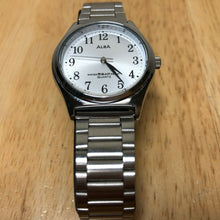 Load image into Gallery viewer, Vintage ALBA V501-6V50 Men Lady 50m Silver Analog Quartz Watch Hours~New Battery