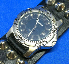 Load image into Gallery viewer, Wrangler Men Studded Bund Band Moving Bezel Analog Quartz Watch Hour~New Battery