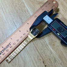 Load image into Gallery viewer, Vintage Le Gran Lady 17J Gold Tone Barrel Hand-Wind Up Mechanical Watch Hours