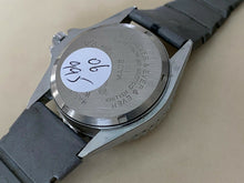 Load image into Gallery viewer, Vintage Out Of Time Fly Over USA Water Resistant Hand-Wind Mechanical Watch Hour