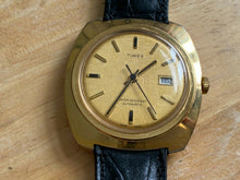 Load image into Gallery viewer, Vintage Timex Viscount Mens Gold Tone Self-Wind Automatic Mechanical Watch Hours