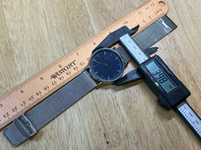 Load image into Gallery viewer, Unused FMD Mens Japan Movt Silver Black Mesh Analog Quartz Watch Hour~New Batter