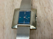 Load image into Gallery viewer, VTG Seiko 11-3479 Lady 17 Jewels Gold Tone Green Hand-Wind Mechanical Watch Hour