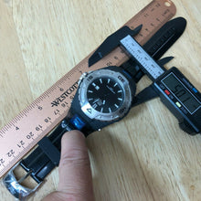 Load image into Gallery viewer, Unused 32 Degrees Men 100m Black Silver Analog Quartz Watch Hour~Date~New Batter