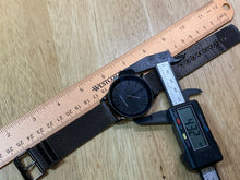 Load image into Gallery viewer, Unused Van Heusen Men Japan Movt Black Mesh Analog Quartz Watch Hour~New Battery