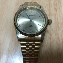 Load image into Gallery viewer, Vintage Sergio Valente Men Gold Fluted Bezel Analog Quartz Watch Hour~New Batter