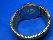 Load image into Gallery viewer, Vintage Acqua By Timex Men Gold Tone Stretch Analog Quartz Watch Hour~New Batter