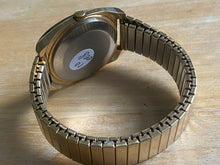 Load image into Gallery viewer, VTG Raketa USSR Men Gold Tone Barrel Hand-Wind Mechanical Watch Hour~Not Running