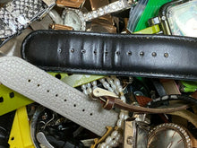 Load image into Gallery viewer, Watch Lot 17+LBS Mixed Men Lady Analog Digital Quartz Watches~All Complete~FS625