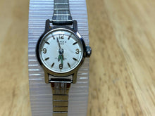 Load image into Gallery viewer, Vintage Timex 400 Lady Silver 17 jewels Stretch Hand-Wind Mechanical Watch Hours