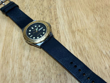 Load image into Gallery viewer, Vintage Telux Men 150m French Movt Moving Bezel Analog Quartz Watch Hour~New Bat