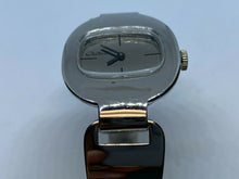 Load image into Gallery viewer, Vintage Chateau Lady Silver Cuff Bangle Mirror Hand-Wind Mechanical Watch Hours