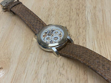 Load image into Gallery viewer, Unbranded Men 20 Jewels Sapphire Golden Skeleton Automatic Self-Wind Watch hour