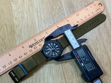 Load image into Gallery viewer, UNUSED US Guide Men Lady Ultra Light Military Analog Quartz Watch Hours~New Batt