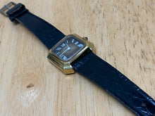 Load image into Gallery viewer, Vintage Prisma Men Lady Gold Tone Square Roman Hand Wind Mechanical Watch Hours