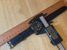 Load image into Gallery viewer, Vintage Szanto Men Black Small Second Round Analog Quartz Watch Hour~New Battery