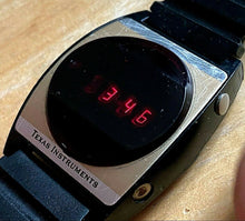 Load image into Gallery viewer, Rare Vintage Texas Instruments Mens Plastic RED LED Digital Watch Hours~Date
