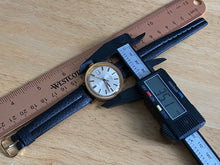 Load image into Gallery viewer, Vintage Timex Viscount Mens Gold Tone Self-Wind Automatic Mechanical Watch Hours