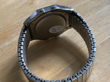 Load image into Gallery viewer, Timex Indiglo Mens Silver Black Stretch Digital Quartz Alarm Chronograph Watch Hours~New Battery