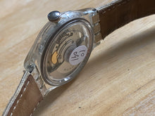 Load image into Gallery viewer, Vintage Swatch Swiss Men 23 Jewels Clear Case Self-Winding Automatic Watch Hours
