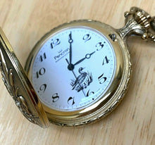 Load image into Gallery viewer, VTG Pencron Mens Wide Life Theme Swiss Half-Hunter Hand-Wind Pocket Watch Hours
