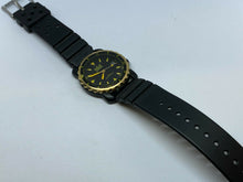 Load image into Gallery viewer, Everlast Men 30m Gold-Black Moving Bezel Analog Quartz Watch Hours~Date~New Batt
