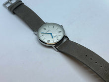 Load image into Gallery viewer, Simplify Men 30m Small Second Silver Leather Analog Quartz Watch Hour~New Batter
