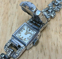 Load image into Gallery viewer, VTG Baldwin Lady 17J Pop Cover Rhinestone Swiss Hand-Wind Mechanical Watch Hours
