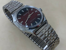 Load image into Gallery viewer, Vintage Genova Mens Silver Brown Stretch Band Hand-Wind Mechanical Watch Hours
