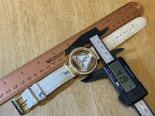Load image into Gallery viewer, GUESS U10045L1 Lady Triangle Dial Gold Tone Analog Quartz Watch Hour~New Battery
