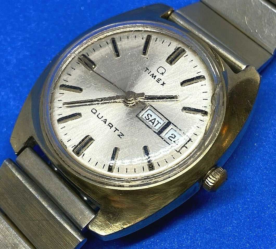 Vintage Timex Indiglo Men Gold Tone Loud Beat Analog Quartz Watch Hour~Run &Stop