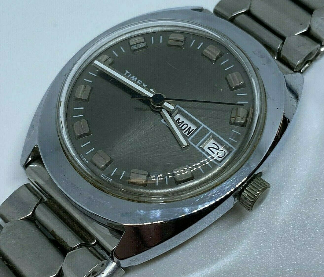 Stunning VTG Timex Marlin Mens Silver Hand-Wind Mechanical Watch Hours~Day Date