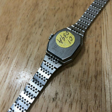 Load image into Gallery viewer, Vintage Baylor Swiss Lady 17J Silver Barrel Hand-Winding Mechanical Watch Hours

