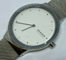 Load image into Gallery viewer, Unused Skagen Denmark Men Lady 50m Steel Mesh Analog Quartz Watch Hours~New Batt
