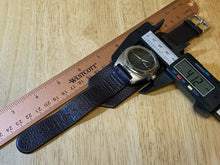 Load image into Gallery viewer, Relic Men Leather Bund Band Animated LCD Dial Analog Quartz Watch Hours~New Batt
