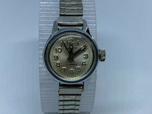 Load image into Gallery viewer, Vintage Gruen Lady 17 Jewels Silver Stretch Hand-Wind Mechanical Watch Hours
