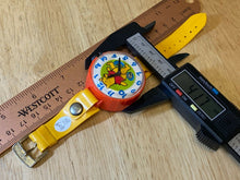 Load image into Gallery viewer, VTG Disney Winnie Pooh Bear Moving Bees Kids Toy Hand-Wind Mechanical Watch Hour
